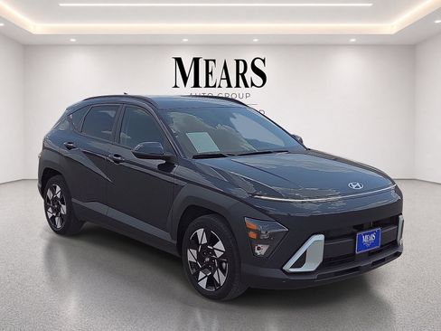 Used 2025 Hyundai Kona SEL FWD image 7