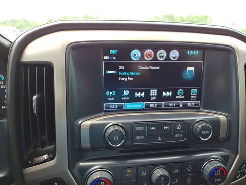 Used 2018 GMC Sierra 1500 Denali w/ Denali Ultimate Package AWD/4WD image 18