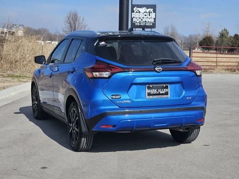 Used 2024 Nissan Kicks SV image 5