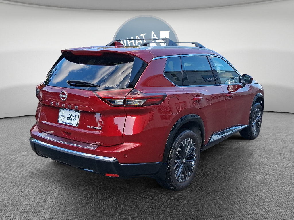 Used 2025 Nissan Rogue Platinum w/ Platinum Premium Package FWD image 3