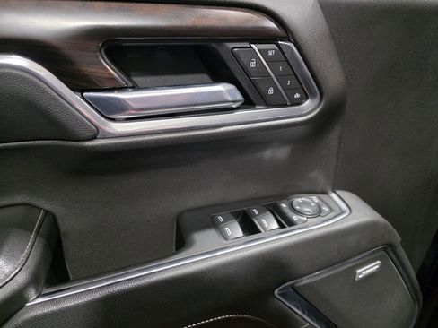 Used 2022 GMC Sierra 1500 SLT w/ SLT Convenience Package image 15
