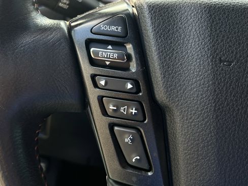 Used 2023 Nissan Titan PRO-4X w/ Pro-4x Convenience Package image 12