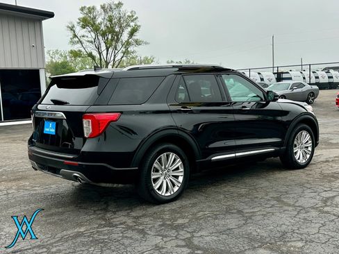 Used 2021 Ford Explorer Limited w/ Hybrid Equipment Group 310A AWD/4WD image 7