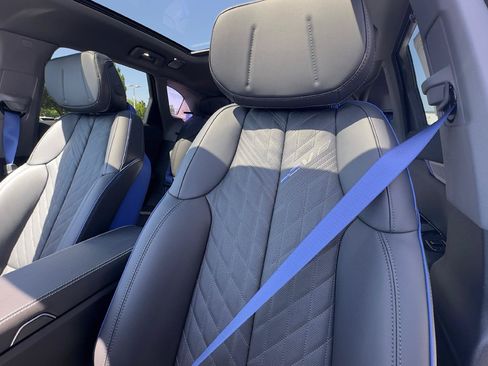 New 2026 Cadillac Optiq V AWD/4WD image 22