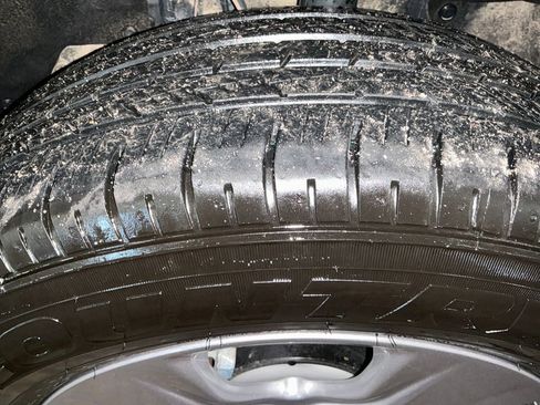 Certified 2025 Toyota RAV4 XLE AWD/4WD image 11