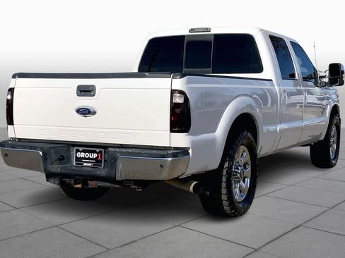 Used 2015 Ford F250 Lariat w/ Chrome Package image 12