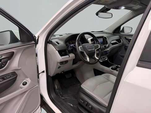 Used 2022 GMC Terrain SLT AWD/4WD image 9