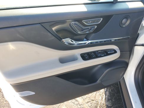 New 2026 Lincoln Corsair Grand Touring image 8