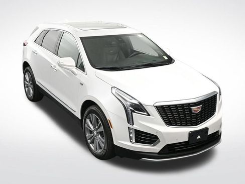 Certified 2025 Cadillac XT5 Premium Luxury AWD/4WD image 22