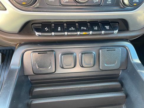 Used 2019 GMC Sierra 2500 SLT image 15