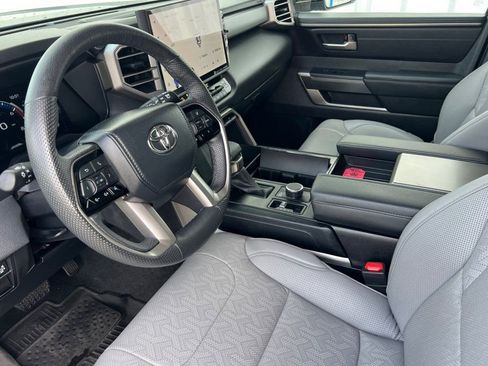 Used 2024 Toyota Sequoia SR5 w/ SR5 Premium Package AWD/4WD image 7