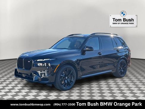 New 2026 BMW X7 M60i image 1