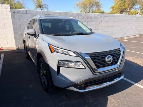 Used 2021 Nissan Rogue Platinum FWD image 5