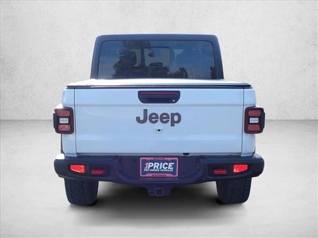 Used 2024 Jeep Gladiator Rubicon w/ Technology Group AWD/4WD image 3