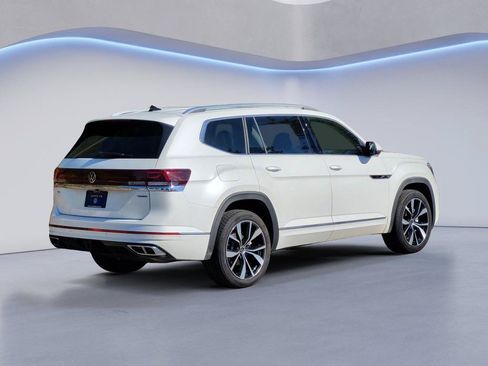 Used 2025 Volkswagen Atlas SEL Premium R-Line AWD/4WD image 5