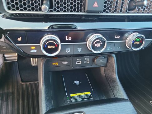 Certified 2024 Honda Civic Sport Touring image 35