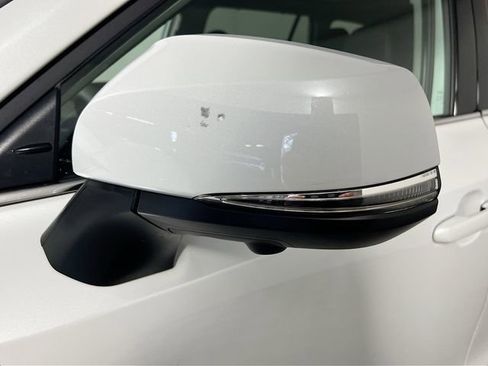 New 2026 Toyota Grand Highlander FWD image 9