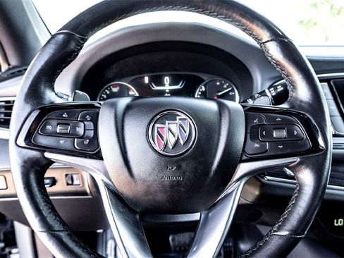 Used 2024 Buick Enclave Premium image 17