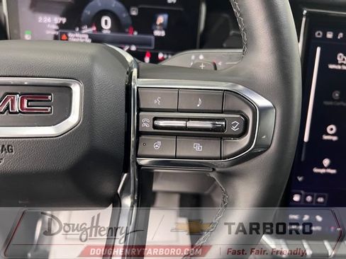Used 2025 GMC Acadia Elevation FWD image 54