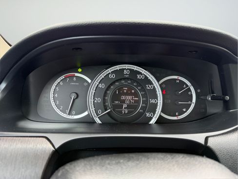 Used 2014 Honda Accord EX-L image 9