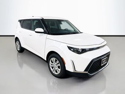 New 2025 Kia Soul LX