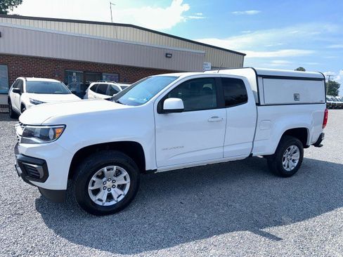 Used 2022 Chevrolet Colorado LT w/ Safety Package RWD image 1