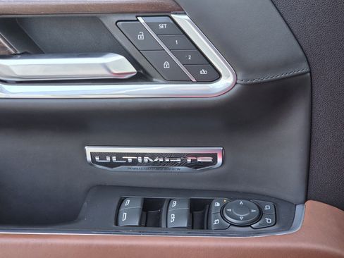 Used 2023 GMC Sierra 1500 Denali Ultimate image 31