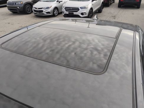 Used 2016 Buick LaCrosse Leather image 24