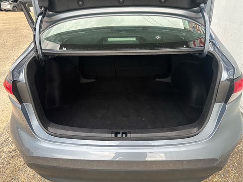 Used 2024 Toyota Corolla LE FWD image 32