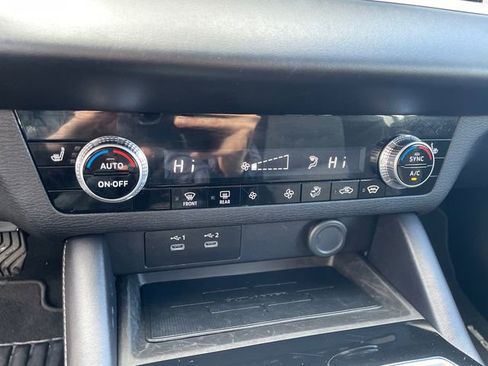 Used 2025 Mitsubishi Outlander ES AWD/4WD image 32
