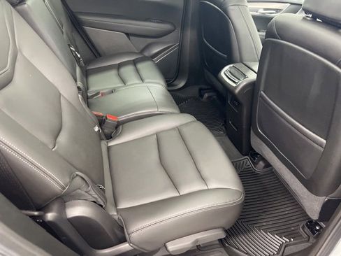 Used 2023 Cadillac XT6 Luxury image 24