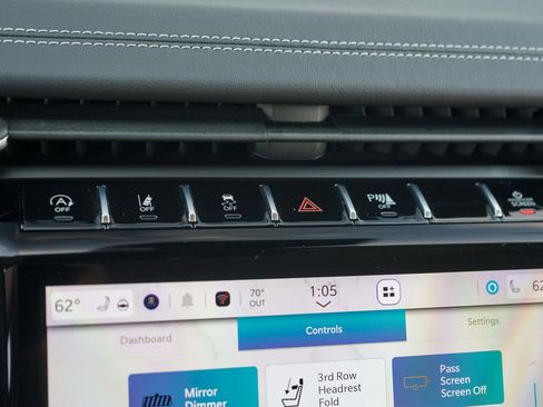 Used 2022 Jeep Grand Cherokee L Limited w/ Luxury Tech Group II image 22