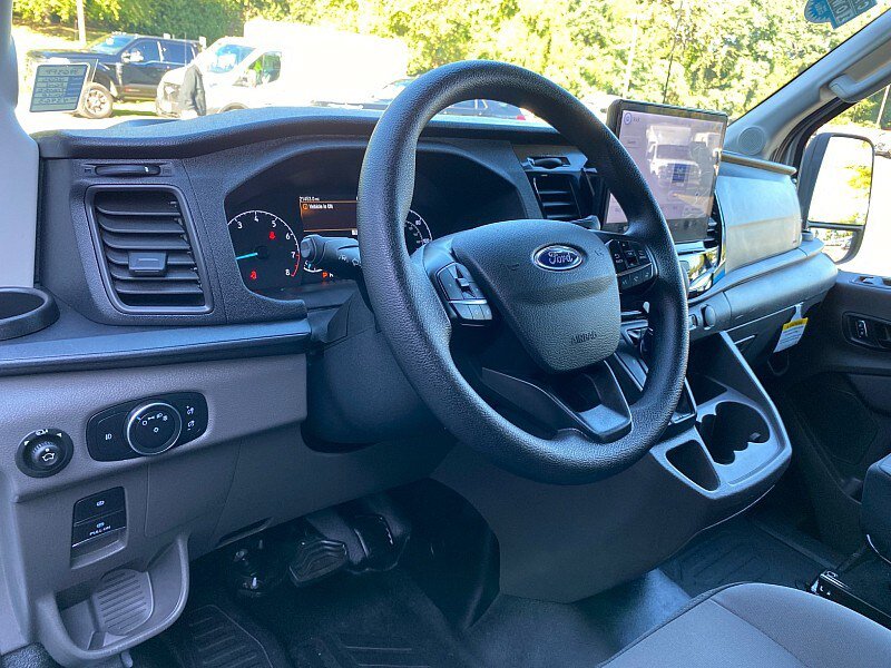 Used 2025 Ford Transit 350 XLT RWD image 23