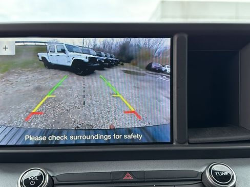 Used 2023 Ford Maverick Lariat w/ Equipment Group 500A Standard image 20