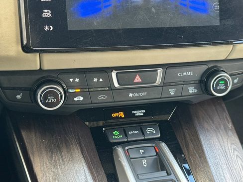 Used 2018 Honda Clarity Plug-In Hybrid image 19
