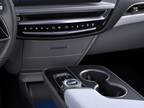 New 2025 Cadillac Lyriq Luxury RWD image 23