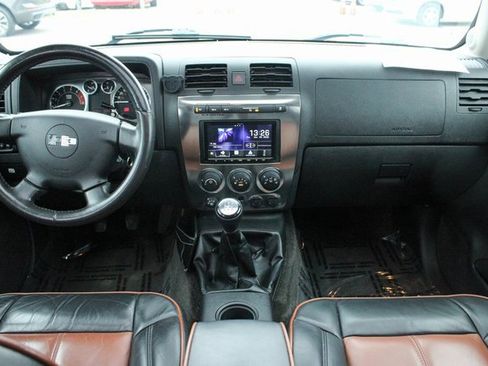 Used 2008 HUMMER H3 Luxury image 16