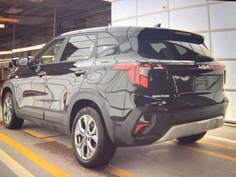 Used 2026 Kia Seltos LX image 5