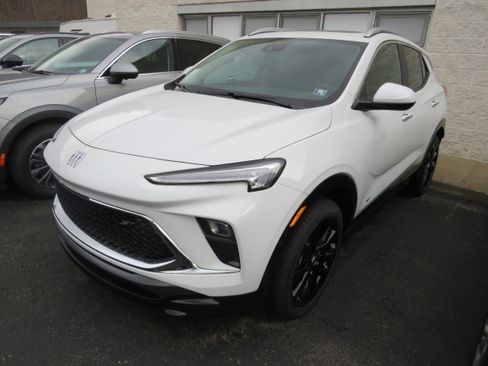 New 2026 Buick Encore GX Sport Touring w/ Comfort Package image 3