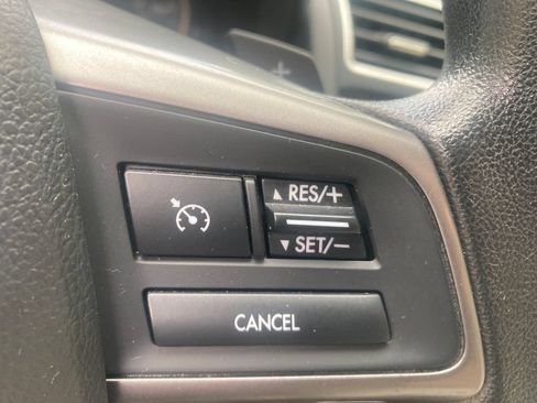 Used 2015 Subaru Crosstrek 2.0i Premium AWD/4WD image 43