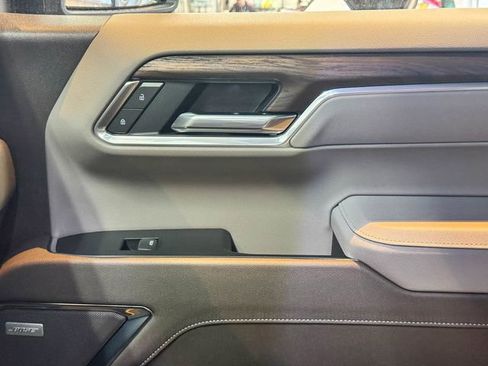 New 2026 GMC Sierra 1500 SLT w/ SLT Premium Plus Package image 38