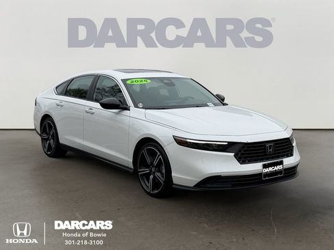 Used 2025 Honda Accord Sport image 1