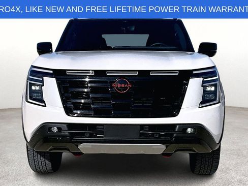 Used 2025 Nissan Armada PRO-4X image 5