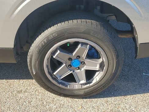 Used 2022 Ford Maverick XL image 13