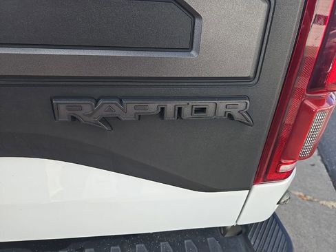 Used 2019 Ford F150 Raptor w/ Equipment Group 802A Luxury image 42