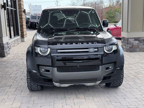 Used 2023 Land Rover Defender 110 V8 image 65