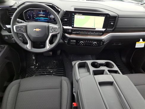 New 2026 Chevrolet Silverado 1500 LT image 22