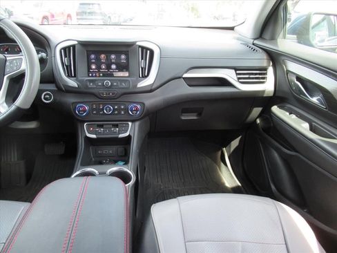 Certified 2024 GMC Terrain SLE w/ Driver Convenience Package image 13