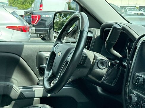 Used 2018 Chevrolet Silverado 1500 LTZ Z71 AWD/4WD image 12