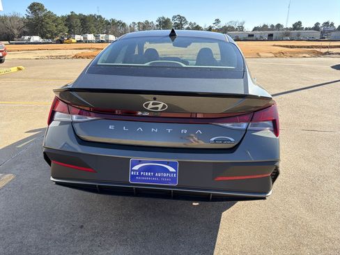 New 2026 Hyundai Elantra Sport image 28